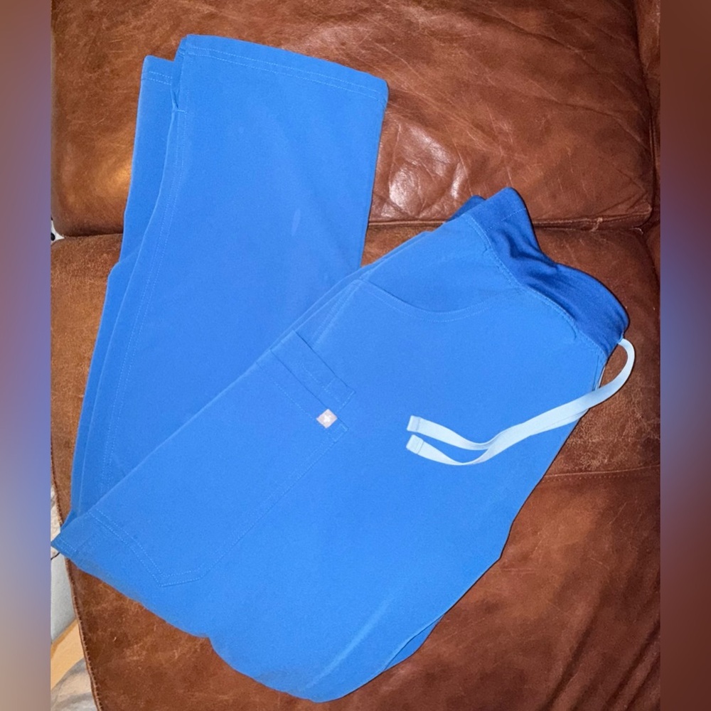 Figs cargo scrub pants women’s size medium